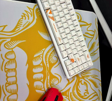 Pad Gaming FPS - Mẫu T1 Faker White -- Loại Thường -- Mới 100%