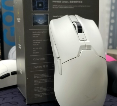 Chuột Gaming Không Dây Delux M800 Ultra White 2nd - PAW3395 - Like New Full Box