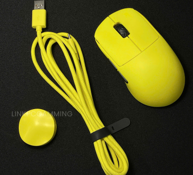 Chuột Gaming Không Dây Siêu Nhẹ Scyrox V8 Like New - PAW3950  36g