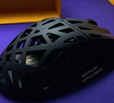 Chuột IROK HE6 Ultra - Sợi Carbon, 53g, PAW3950 8khz Like New 99%