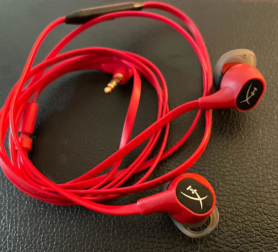 Tai nghe hyper x cloud earbud 1